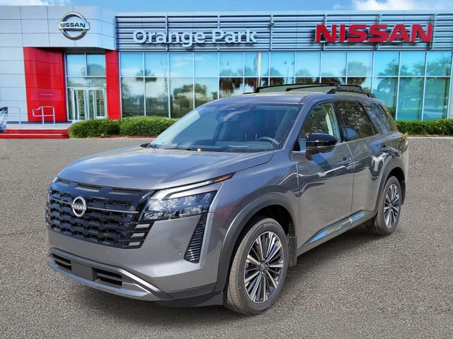 New 2026 Nissan Pathfinder Platinum w/ Cargo Package image 4