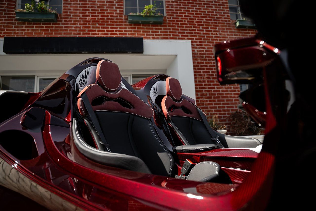 Used 2021 McLaren Elva RWD image 22