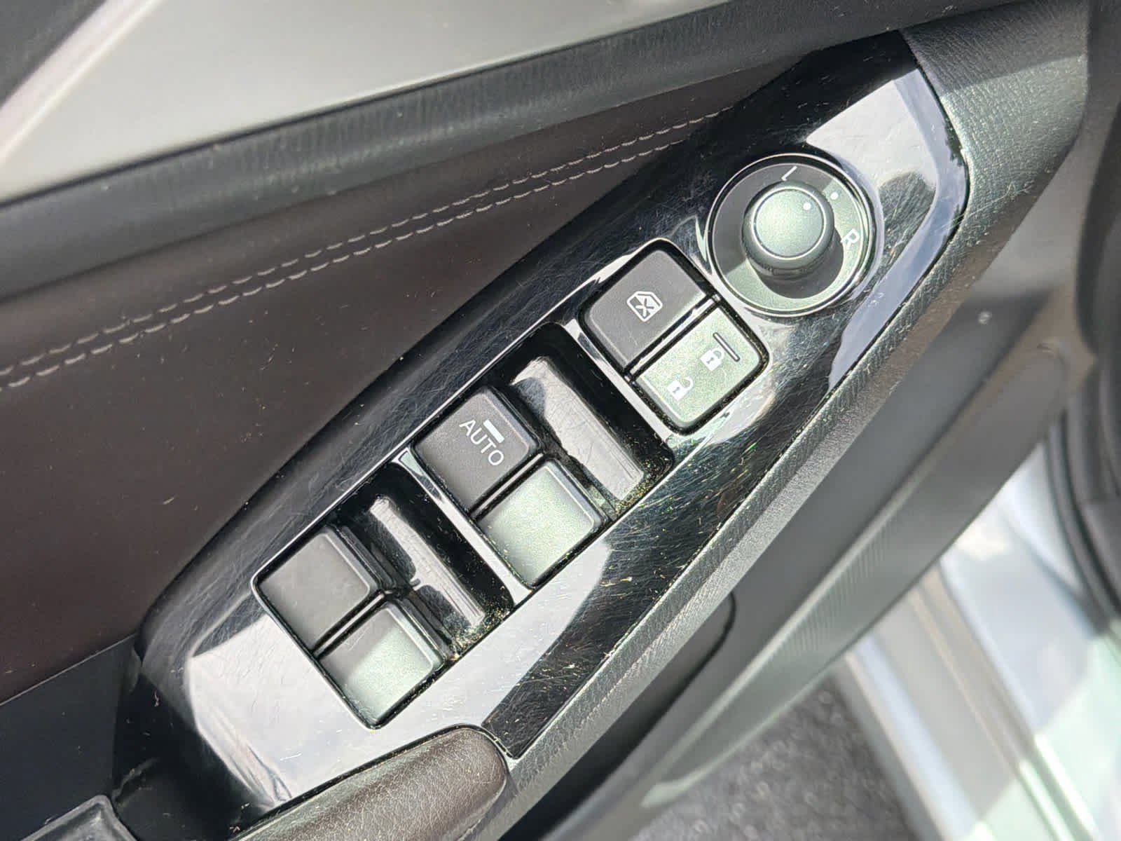 Used 2017 MAZDA MAZDA3 Touring image 26