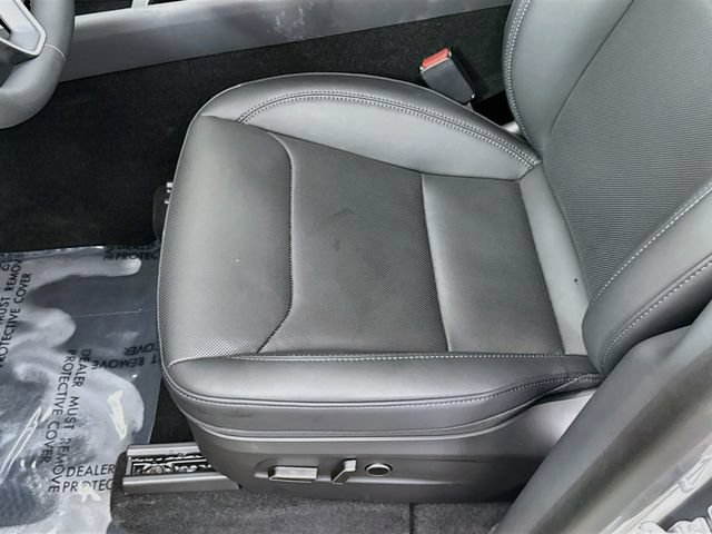 Used 2026 Tesla Model Y AWD image 18