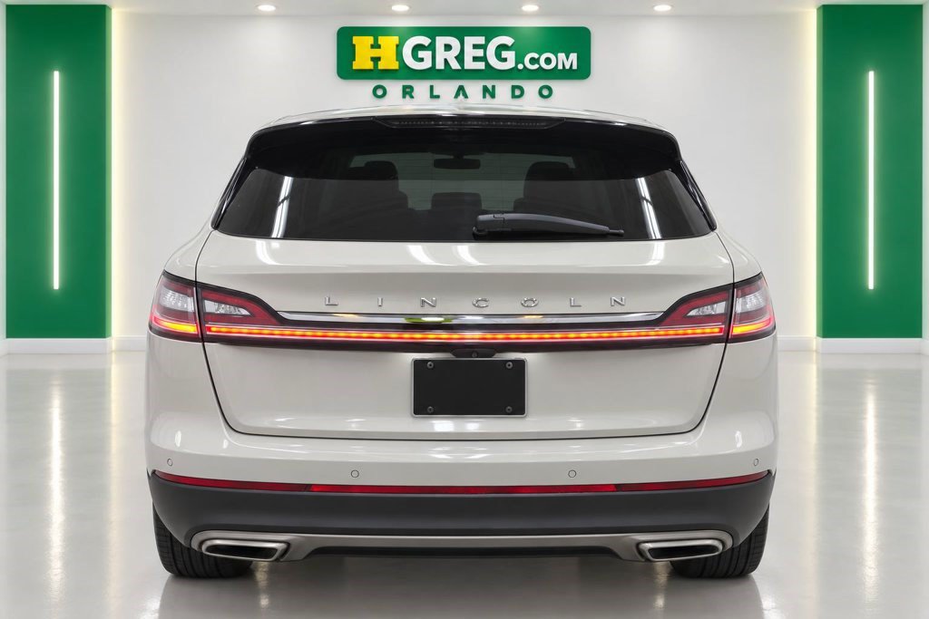 Used 2022 Lincoln Nautilus Reserve AWD/4WD image 8
