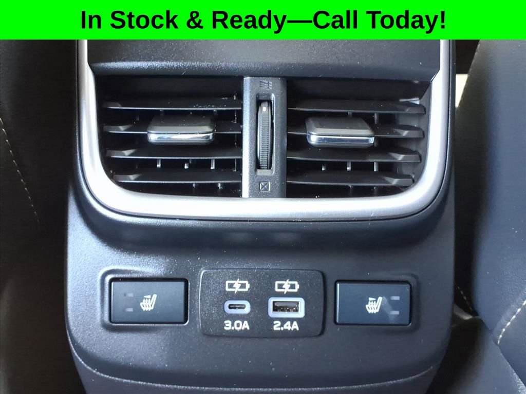 Used 2023 Subaru Outback Limited image 35