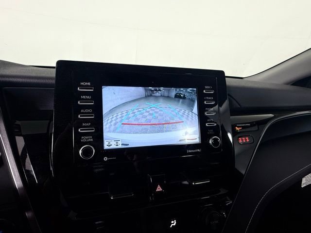 Used 2024 Toyota Camry SE w/ Convenience Package FWD image 16