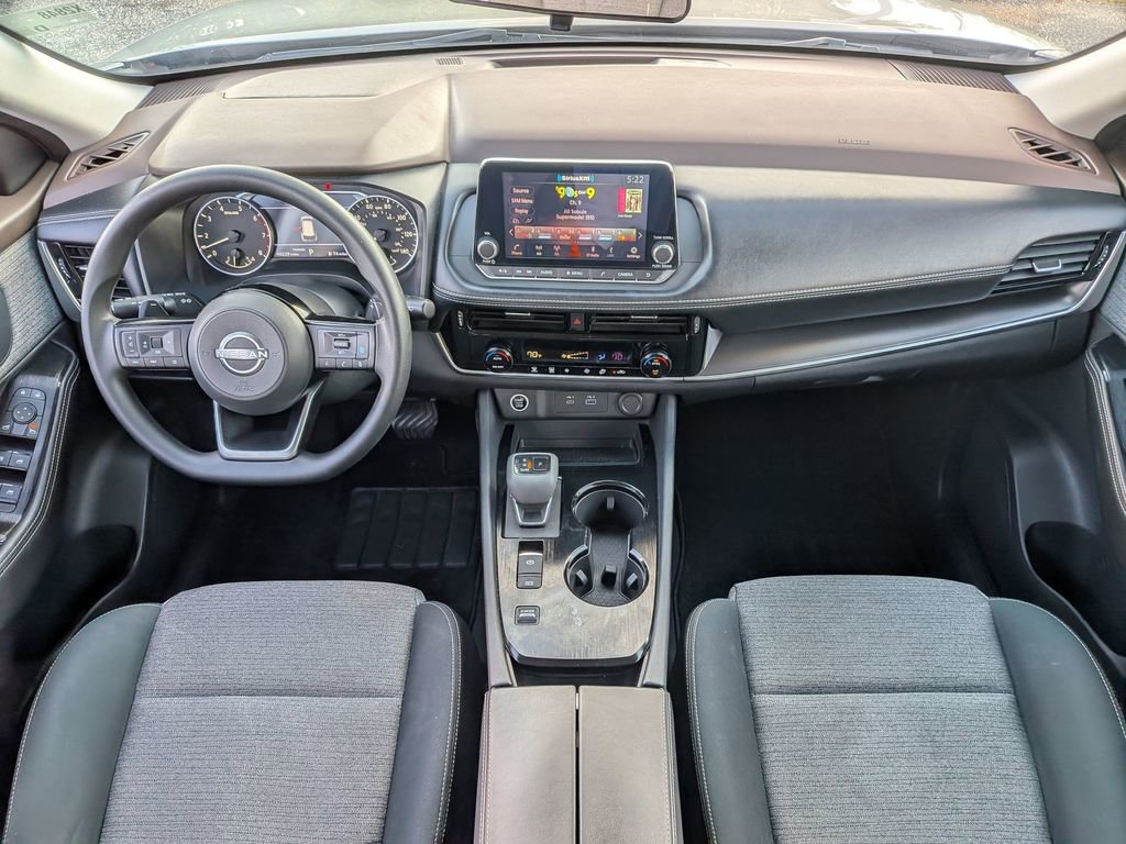 Used 2022 Nissan Rogue SV FWD image 26