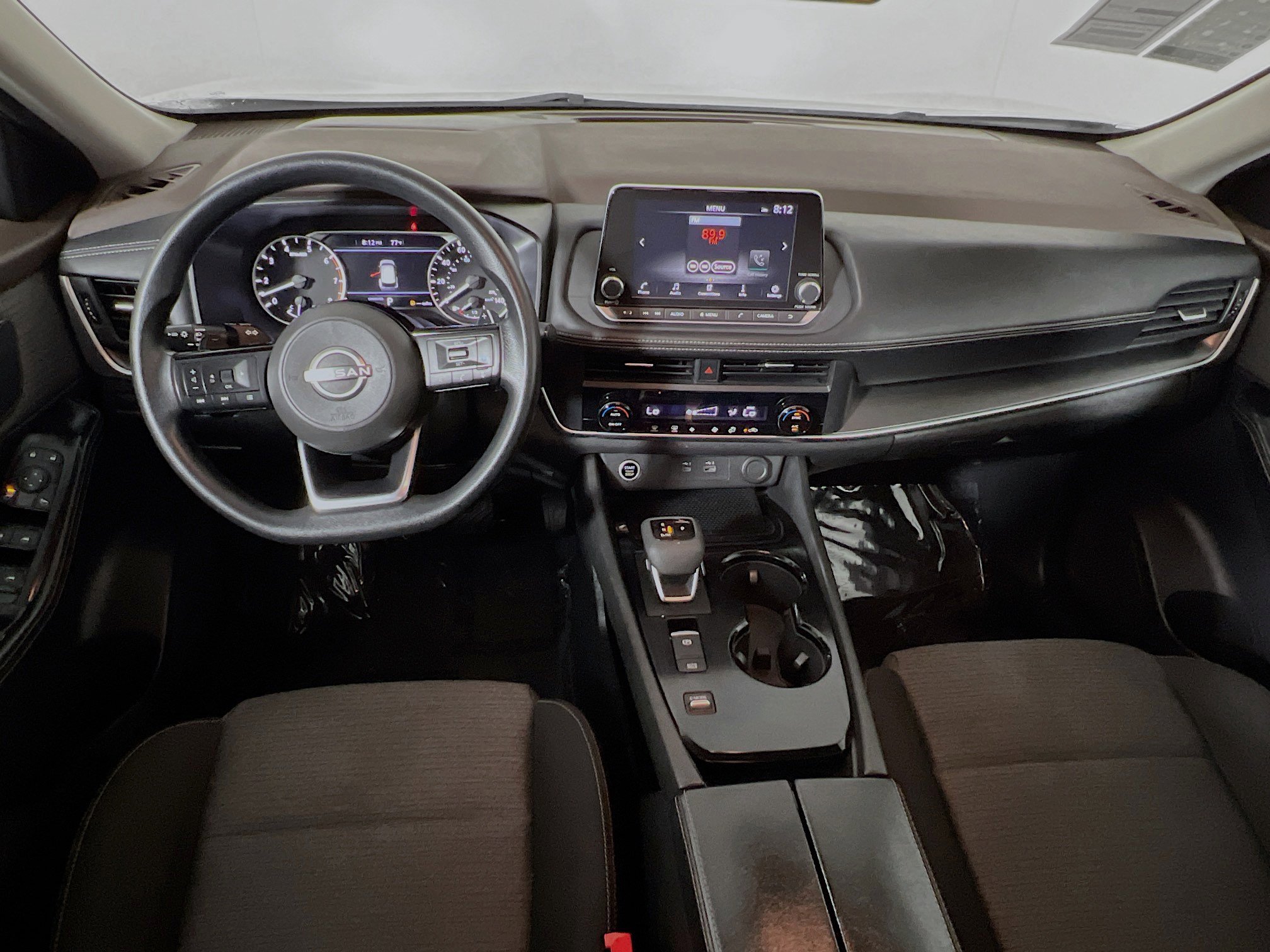 Used 2023 Nissan Rogue SV image 30