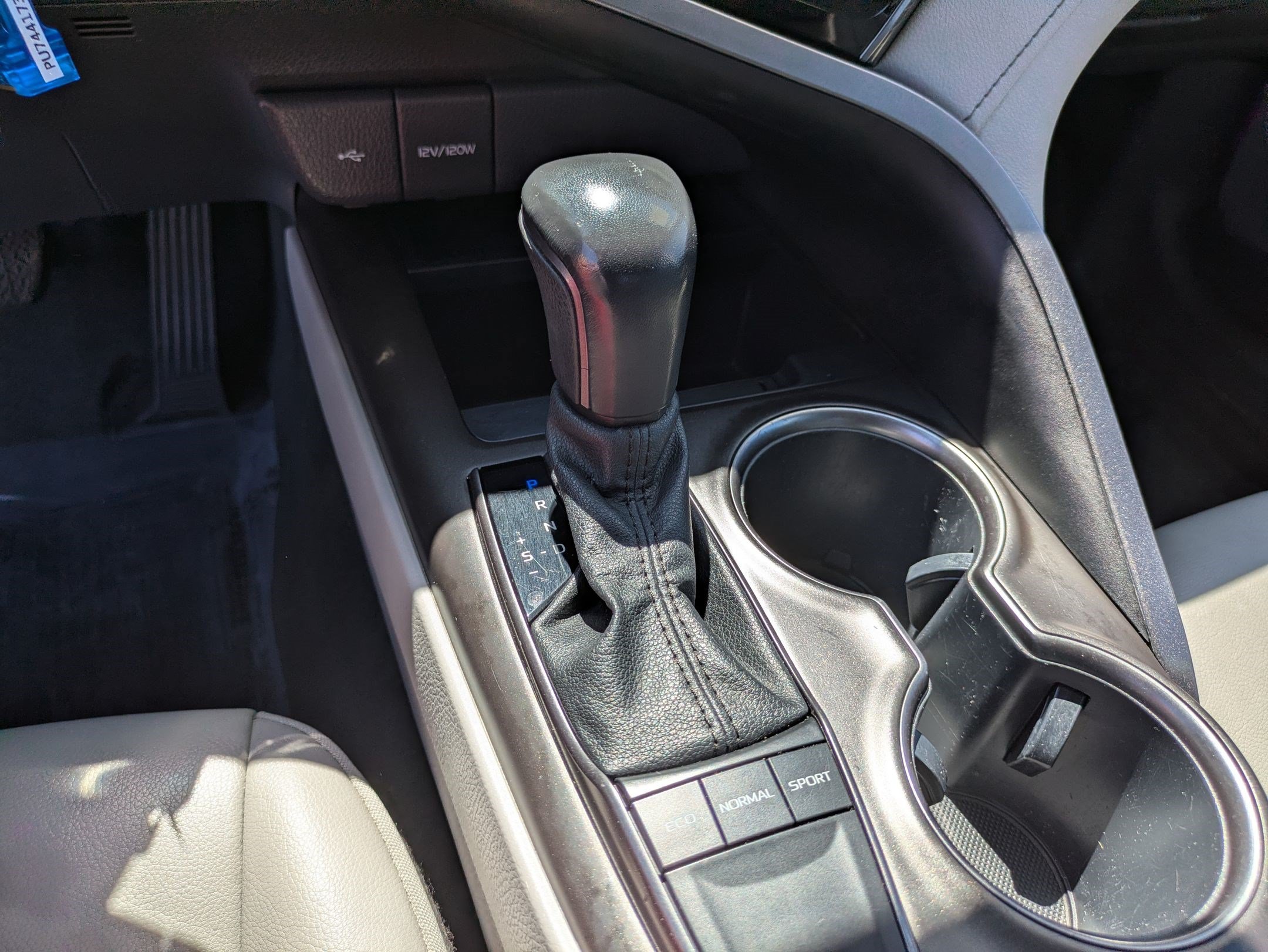 Used 2023 Toyota Camry SE FWD image 24