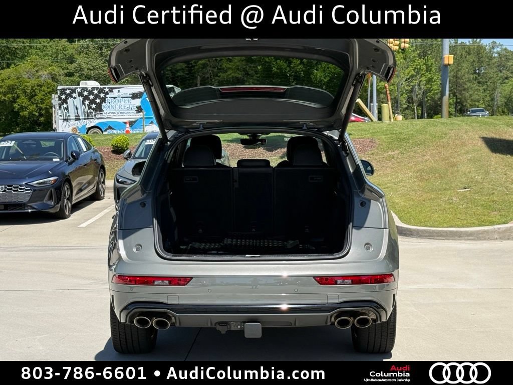 Certified 2023 Audi SQ5 Premium Plus w/ Premium Plus Package AWD/4WD image 16