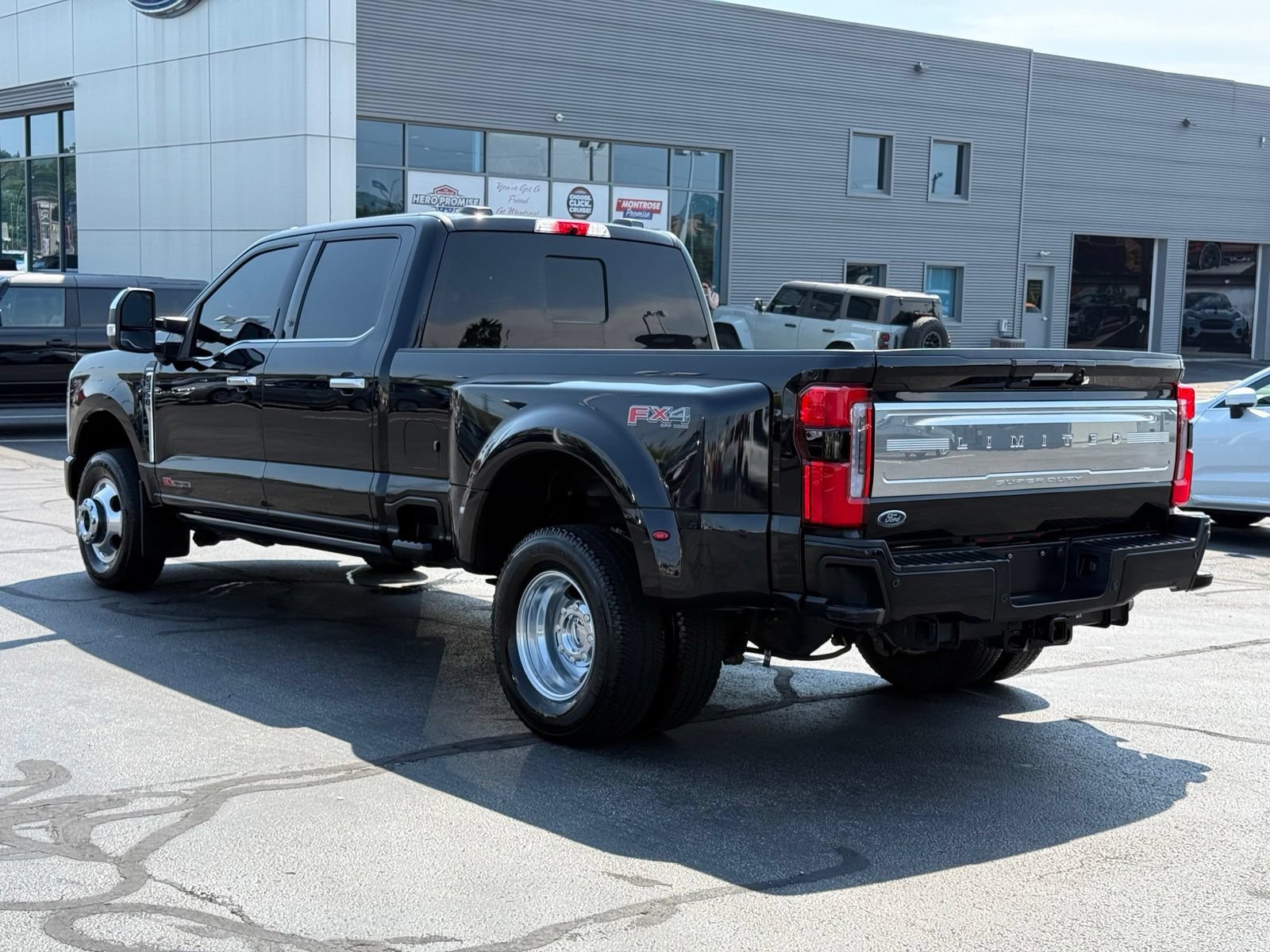 Used 2024 Ford F350 Limited w/ FX4 Off-Road Package AWD/4WD image 6