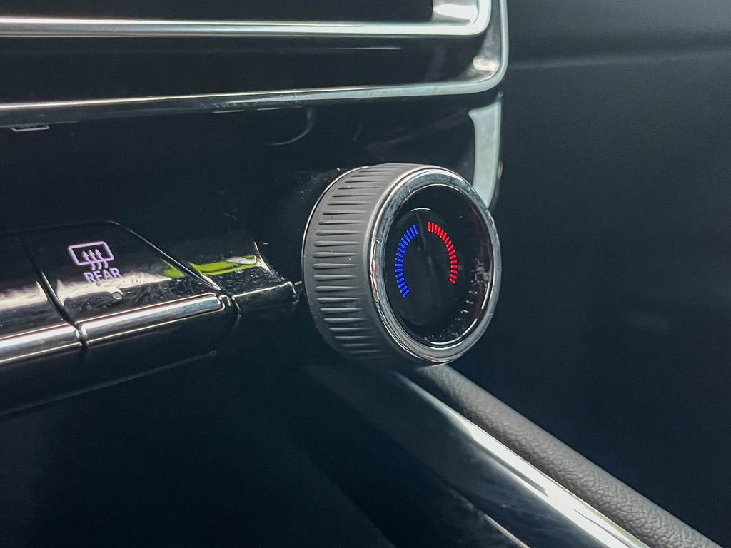 Used 2025 Chevrolet Traverse Z71 w/ Enhanced Driving Package image 31