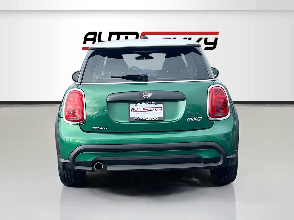 Used 2023 MINI Cooper 2-Door Hardtop image 6