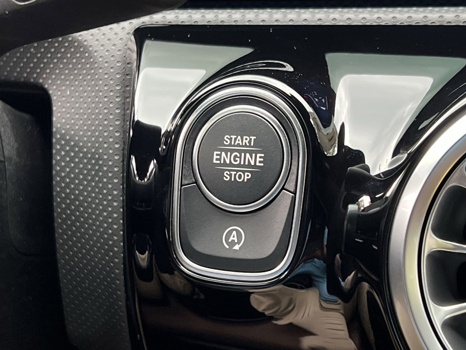 New 2026 Mercedes-Benz CLA 250 4MATIC image 30