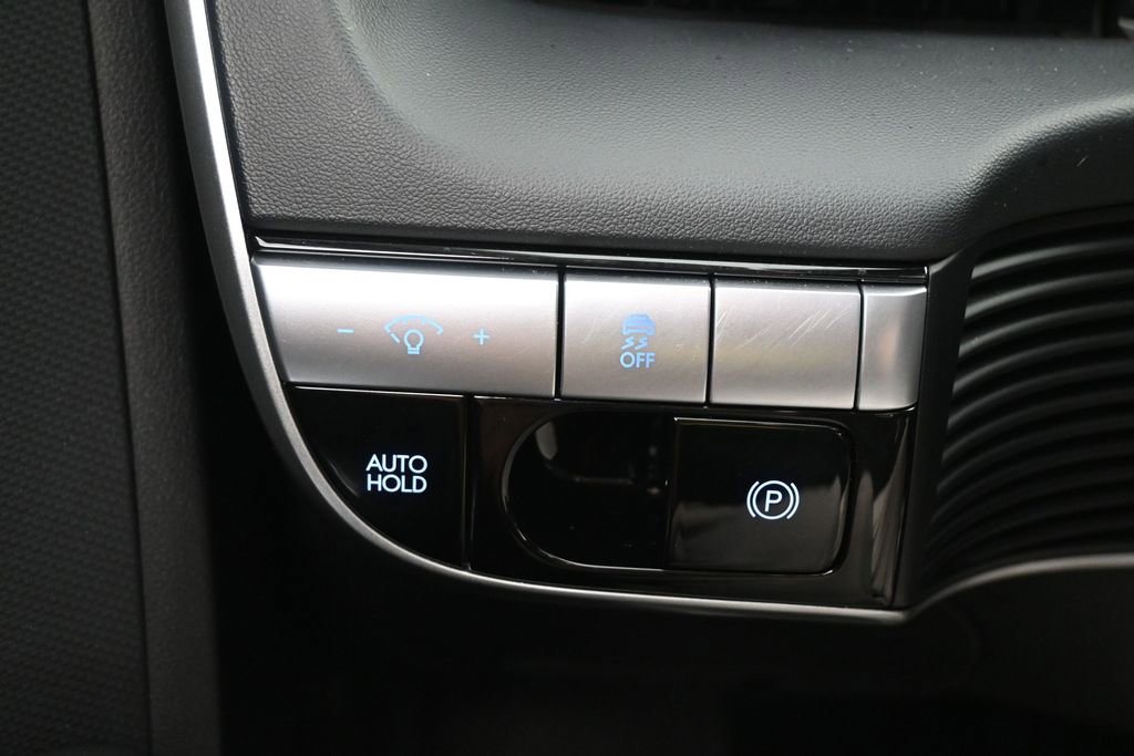 Used 2023 Hyundai Ioniq 5 SE AWD/4WD image 23