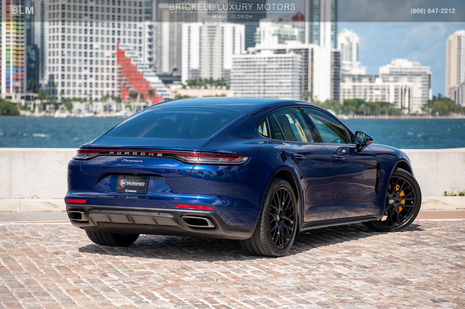 Used 2022 Porsche Panamera image 4
