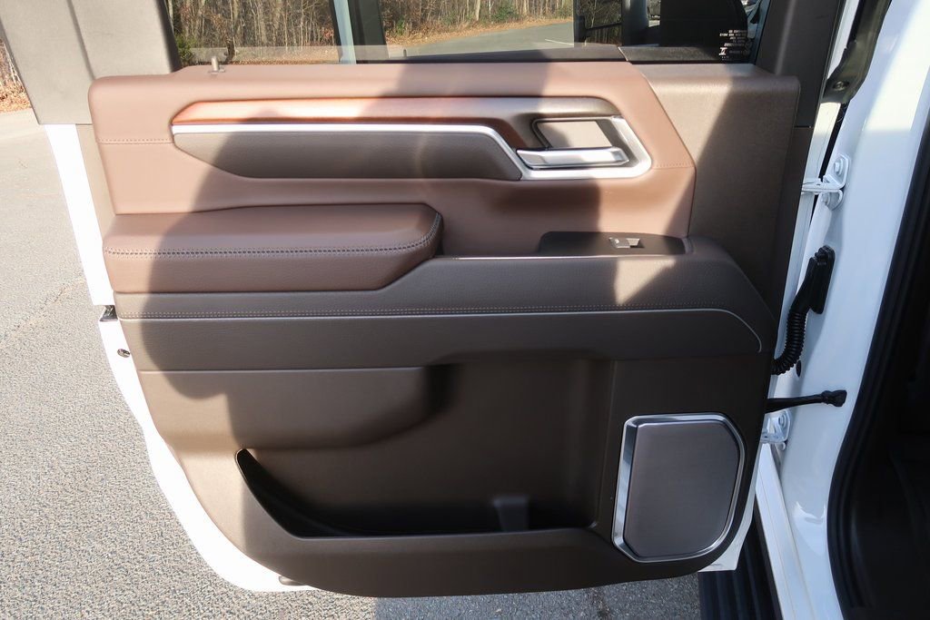 New 2026 GMC Sierra 2500 Denali w/ Denali Reserve Package image 25