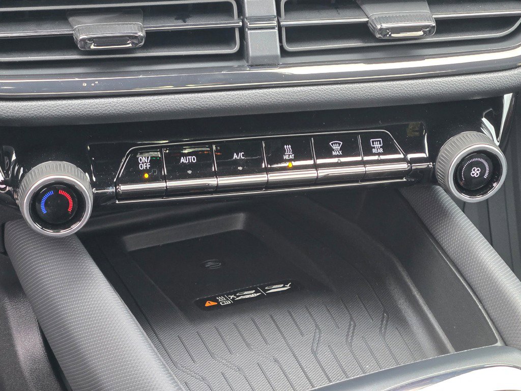 New 2026 Chevrolet Equinox EV RS image 27