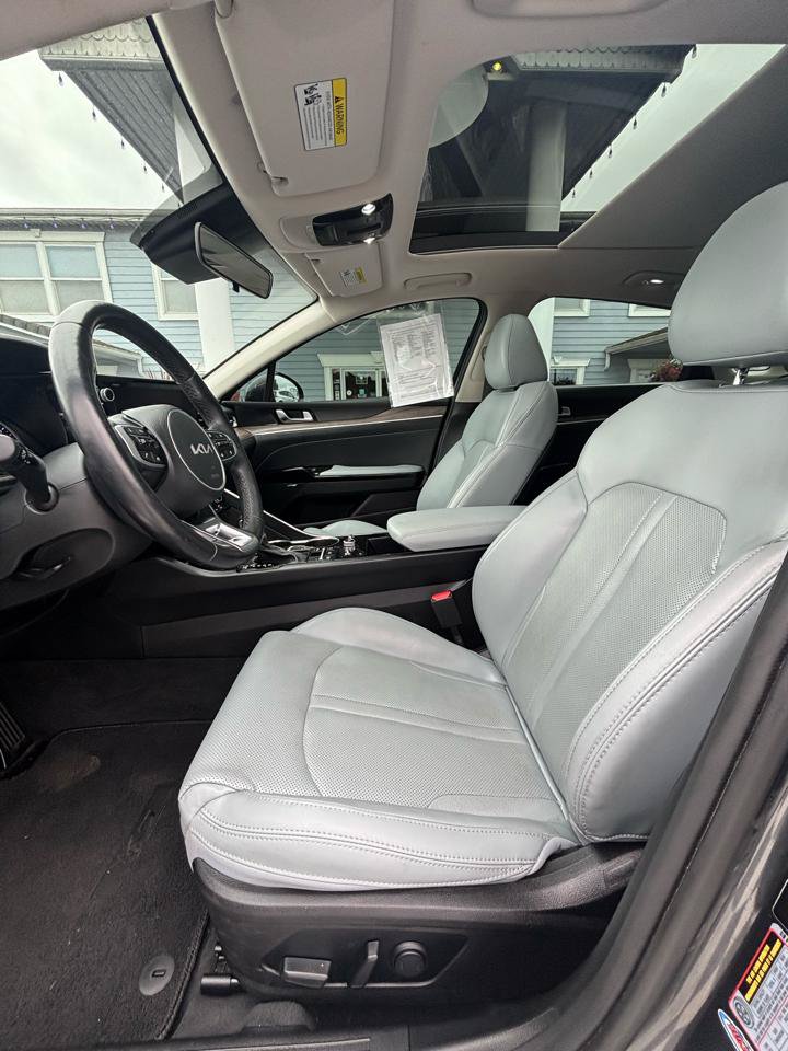 Used 2023 Kia K5 EX w/ EX Premium Package FWD image 9