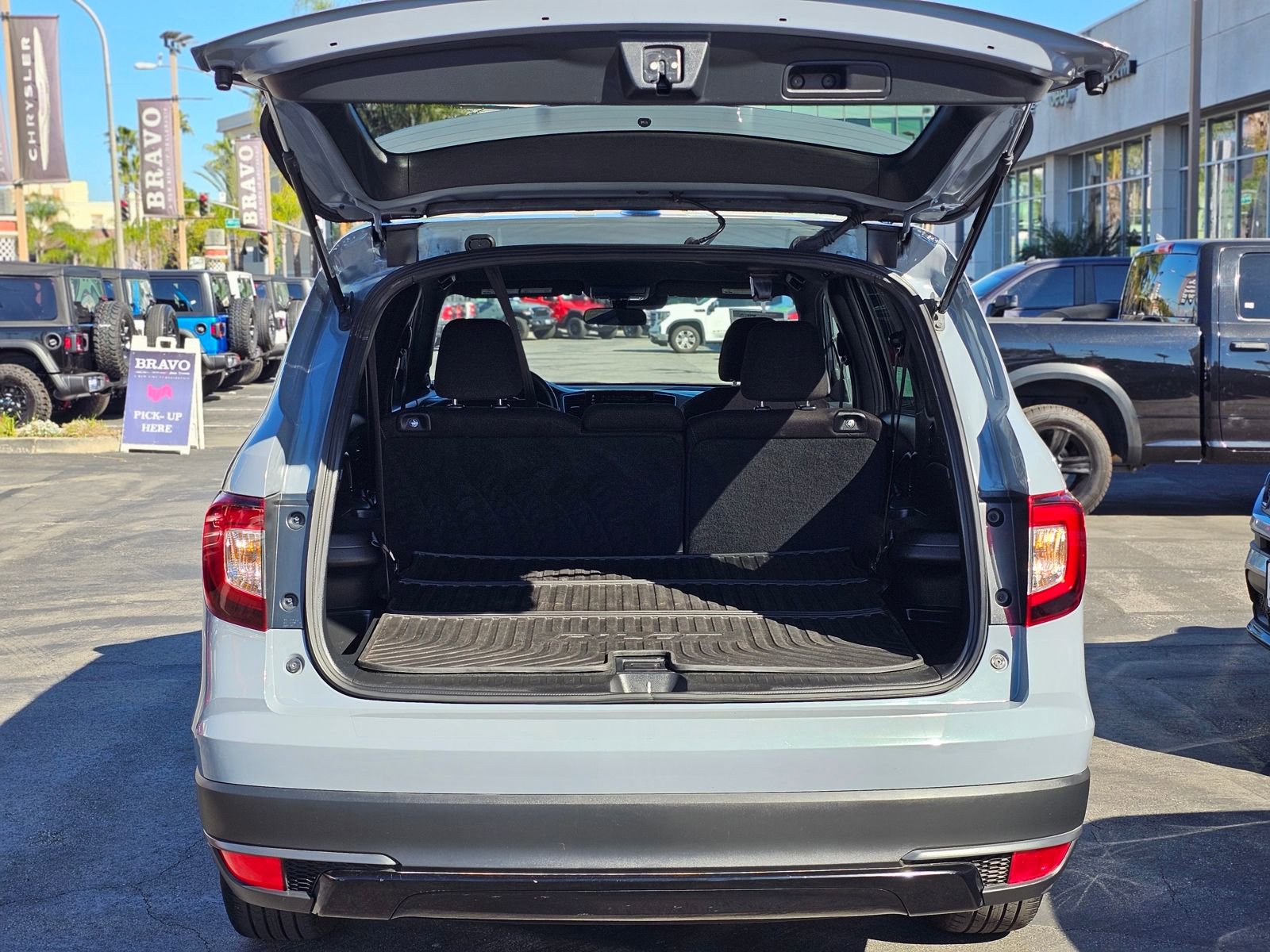 Used 2022 Honda Pilot Sport image 7