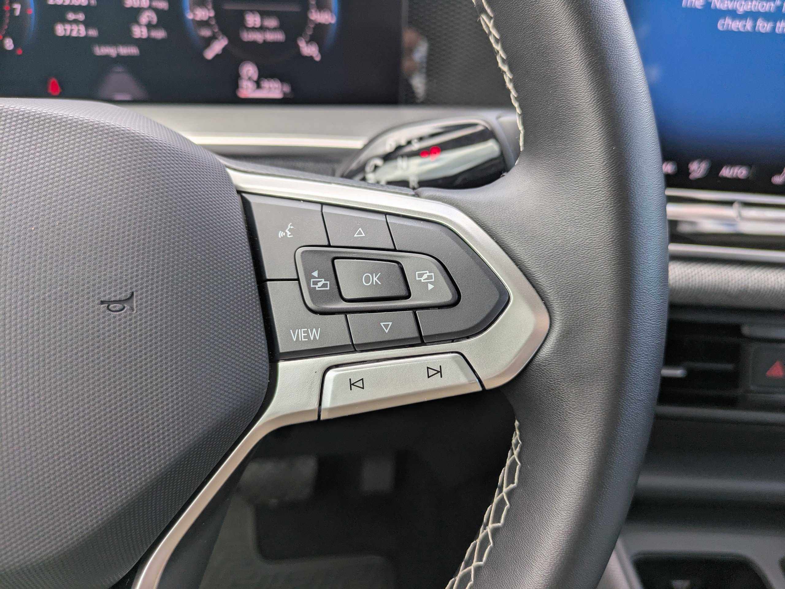 Used 2025 Volkswagen Tiguan S FWD image 24