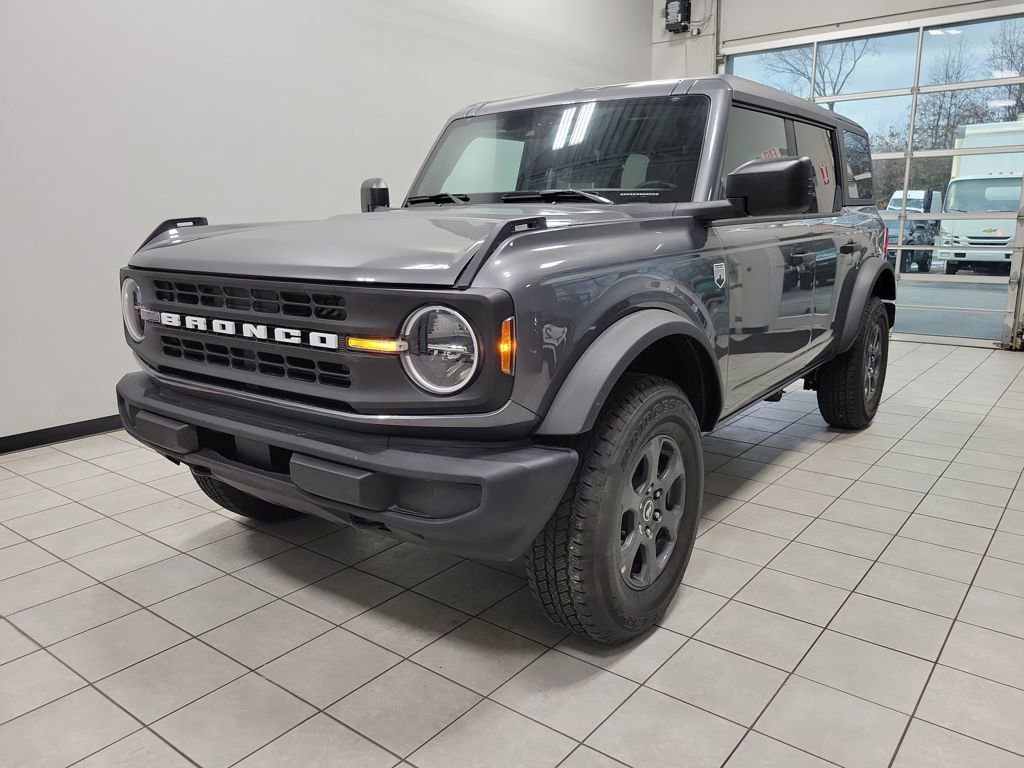 Used 2025 Ford Bronco Big Bend image 2