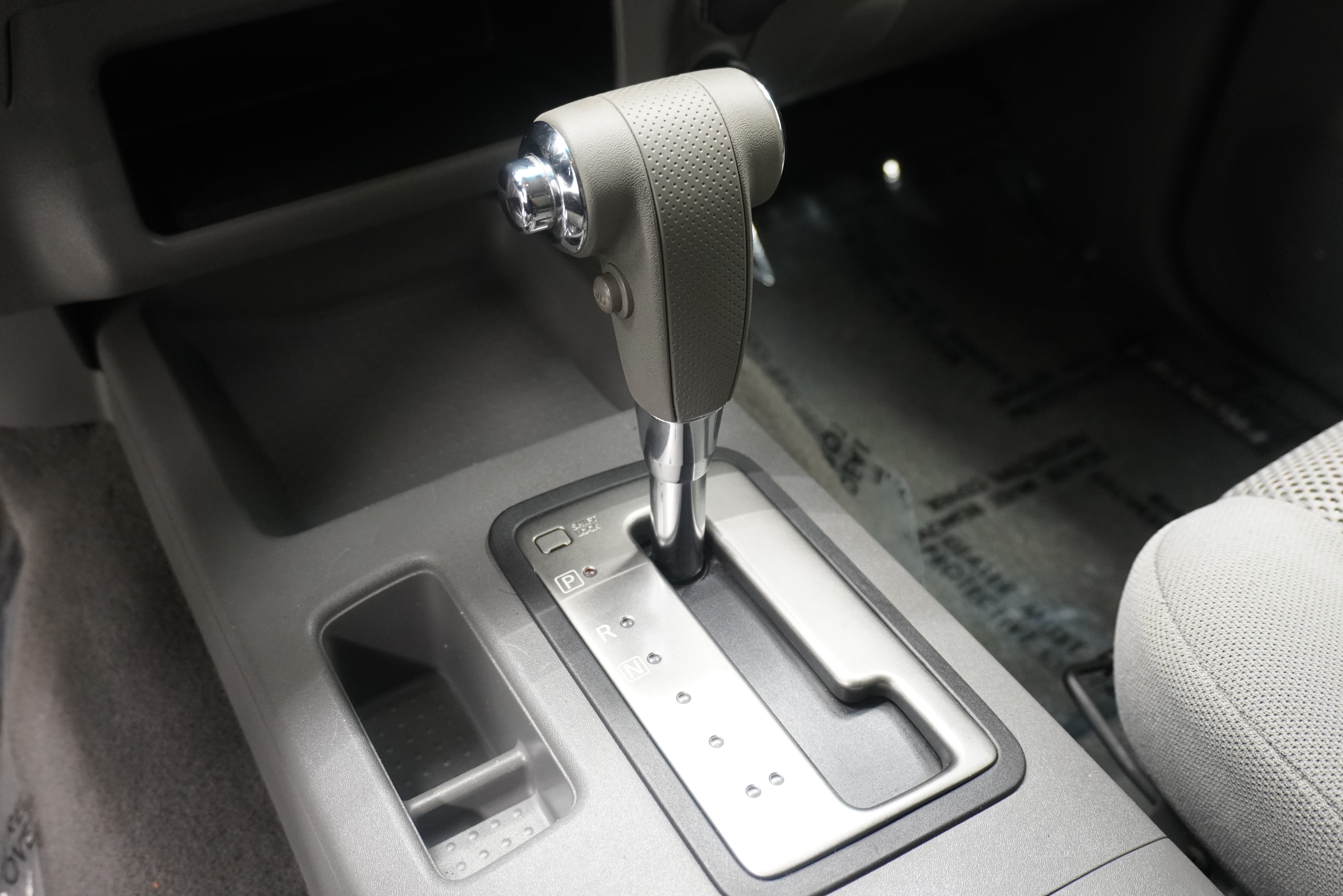 Used 2007 Nissan Frontier LE RWD image 17
