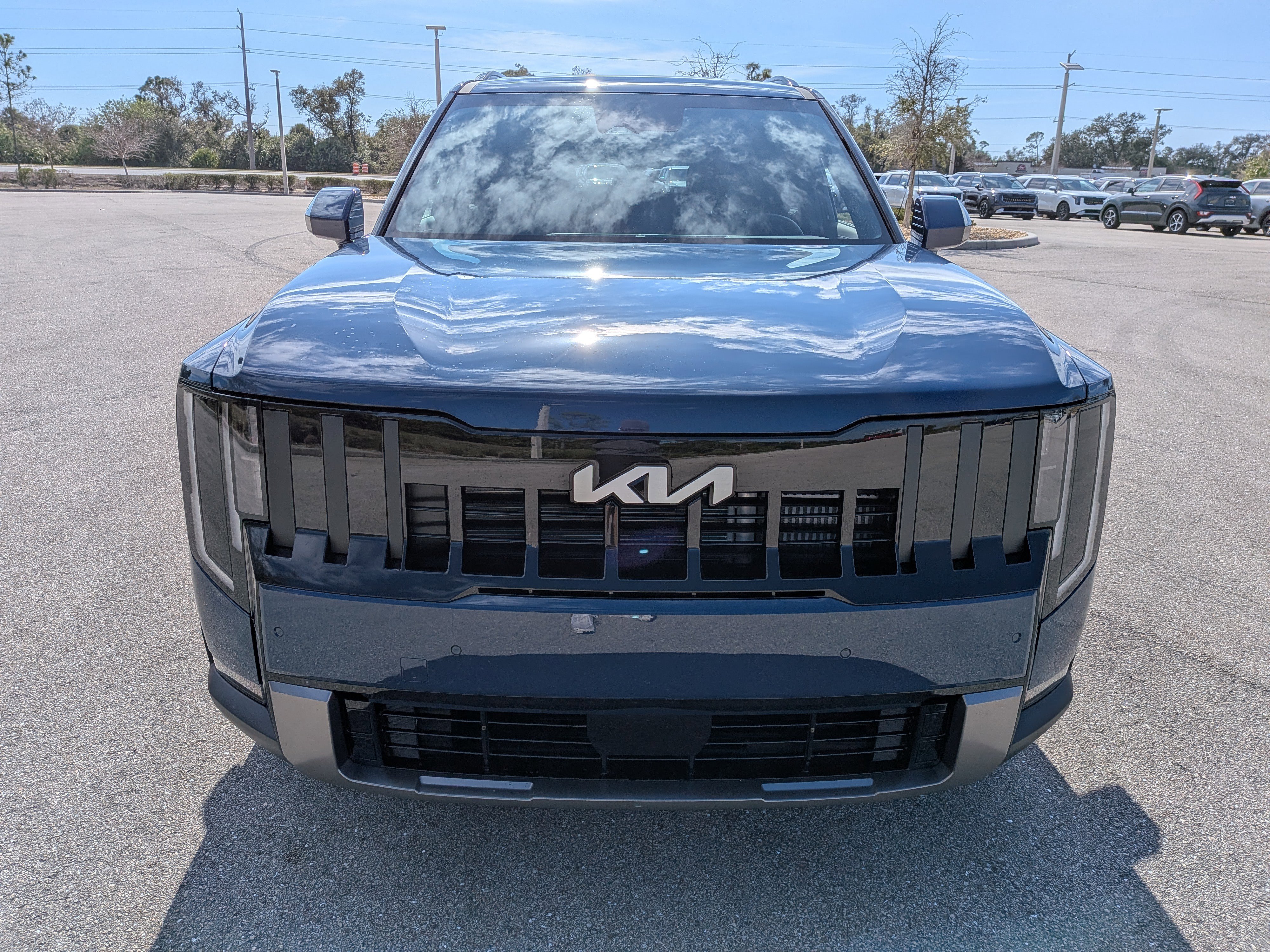 New 2027 Kia Telluride EX FWD image 3