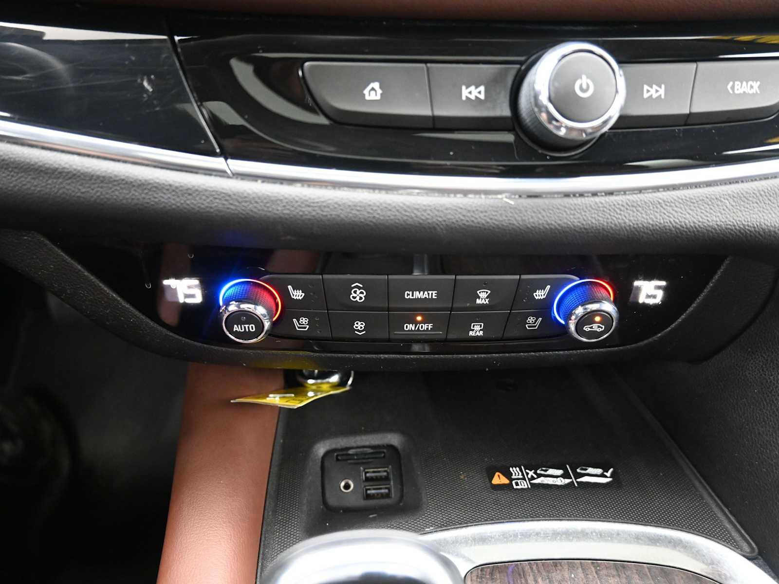 Used 2021 Buick Enclave Avenir w/ Avenir Technology Package image 23