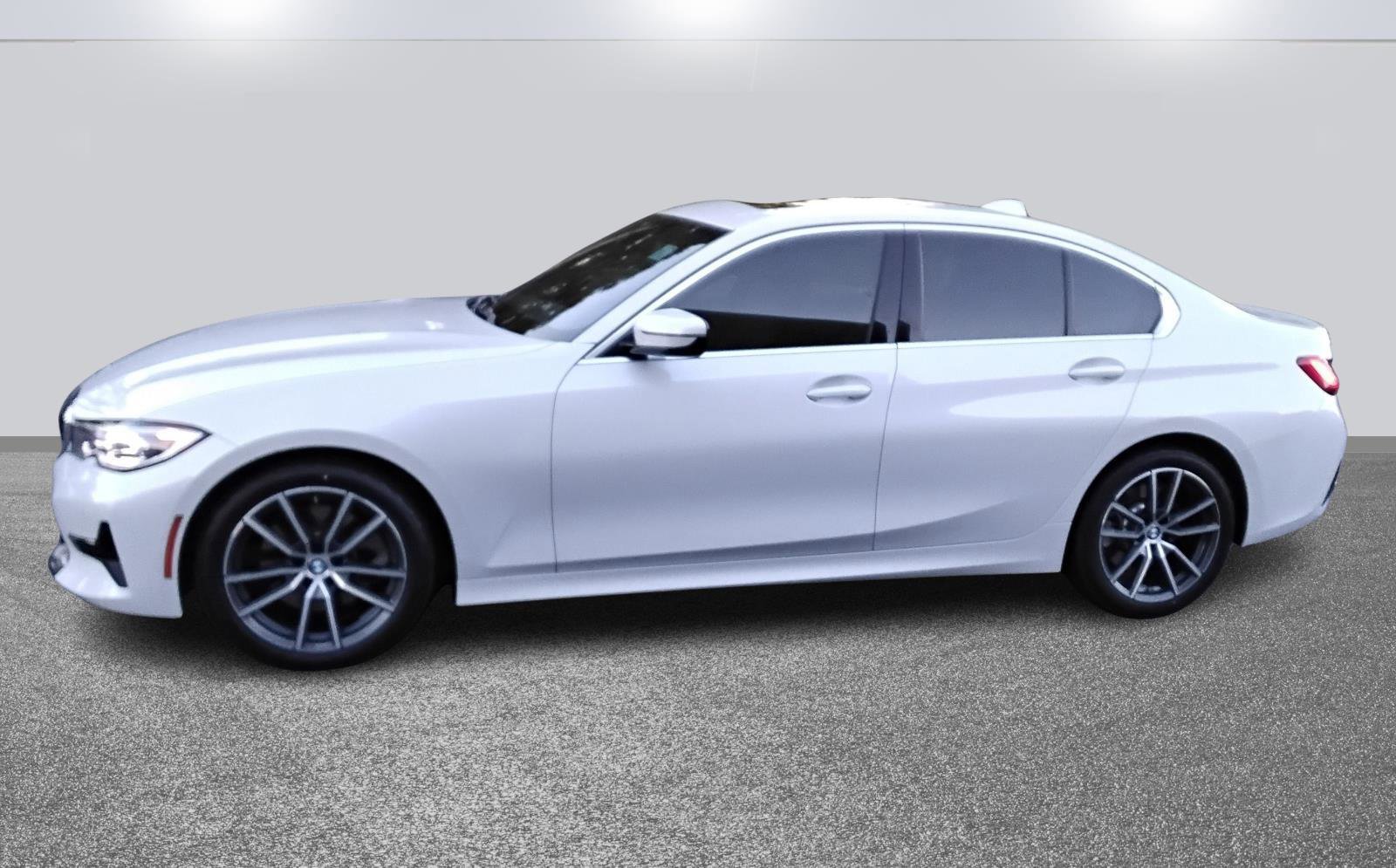 Used 2021 BMW 330i Sedan w/ Convenience Package image 3