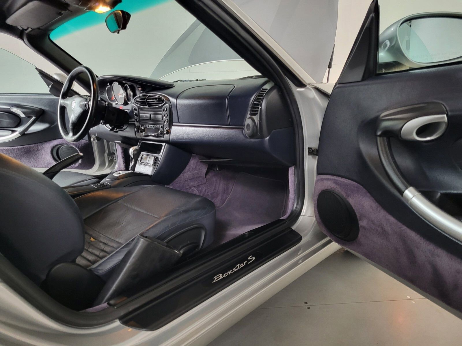 Used 2000 Porsche Boxster S image 17