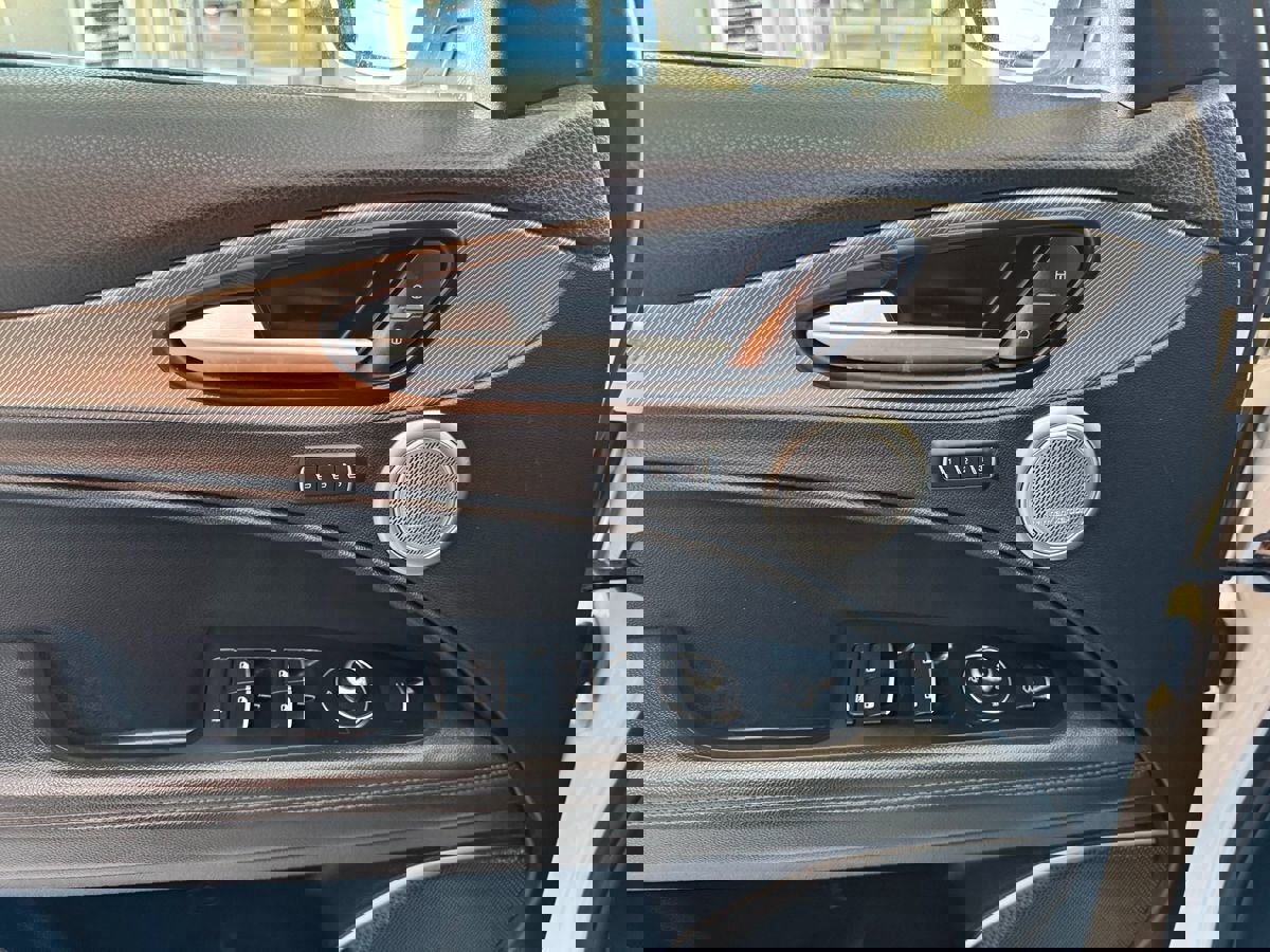 Used 2019 Alfa Romeo Stelvio Ti Sport w/ Quick Order Package 22S Sport image 10