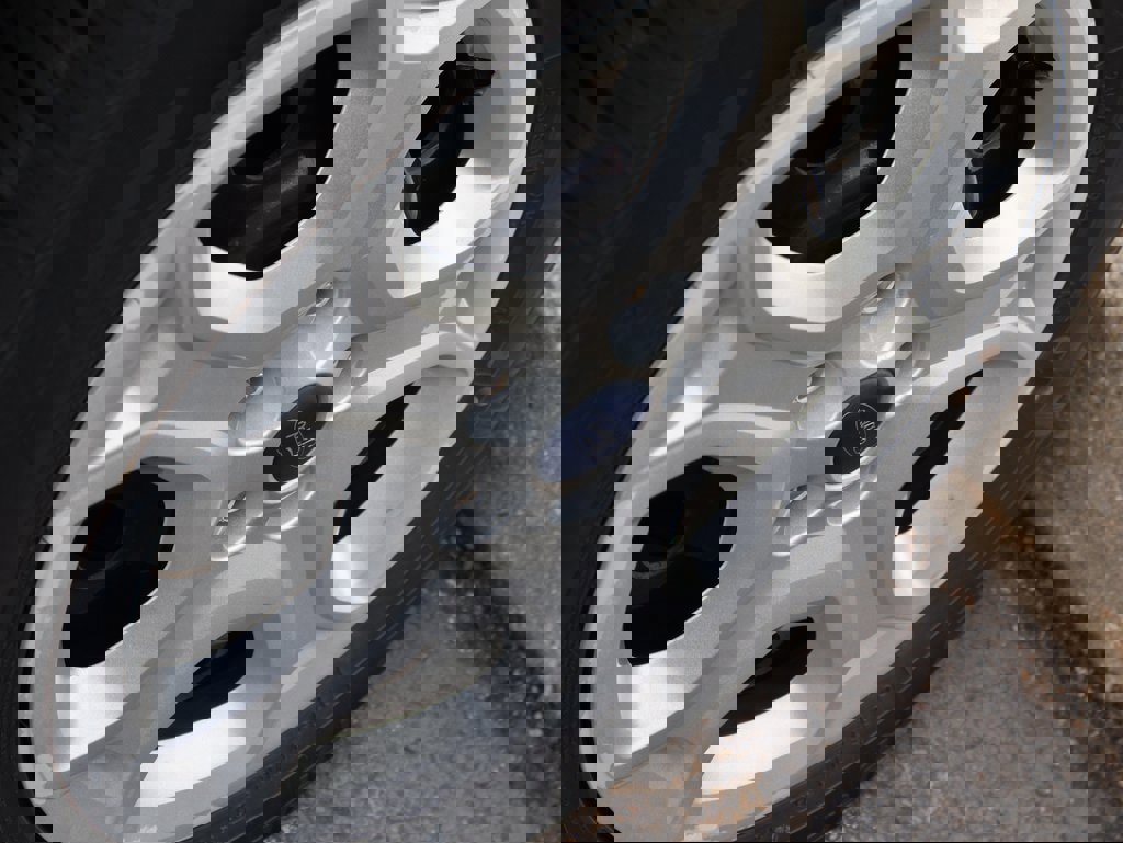 Used 2017 Ford Escape S image 24