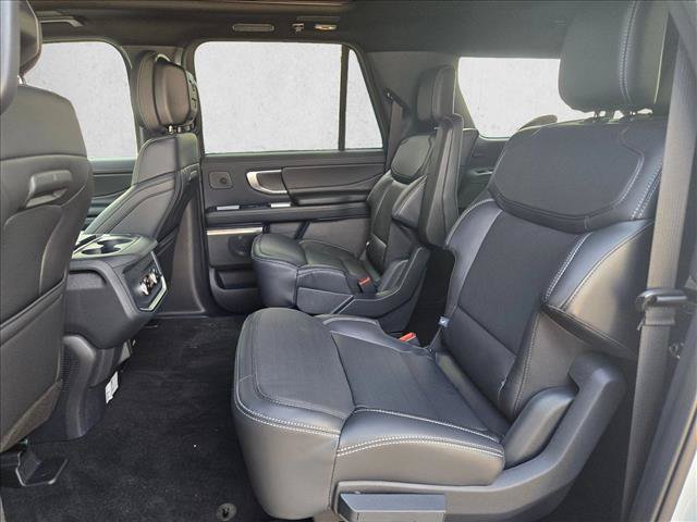 New 2027 Ford Expedition Max Platinum w/ Stealth Appearance Package RWD image 16