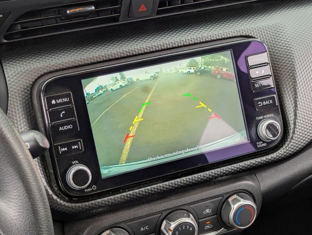 Used 2023 Nissan Kicks SV w/ Interior Electronics Package FWD image 18