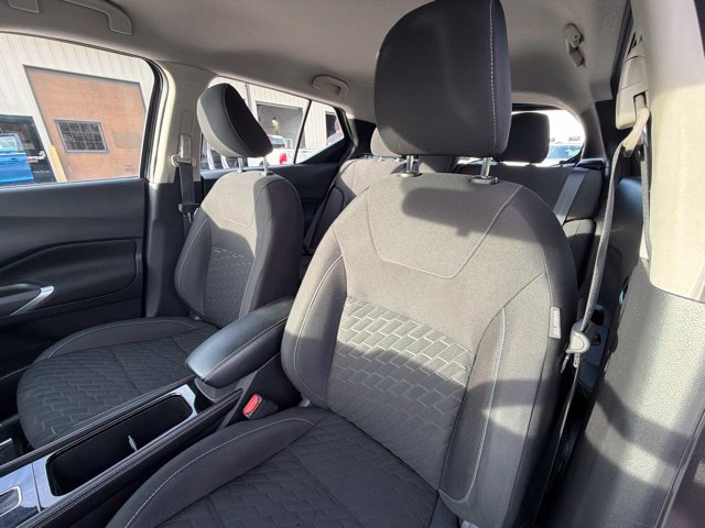 Used 2021 Nissan Kicks SV FWD image 22