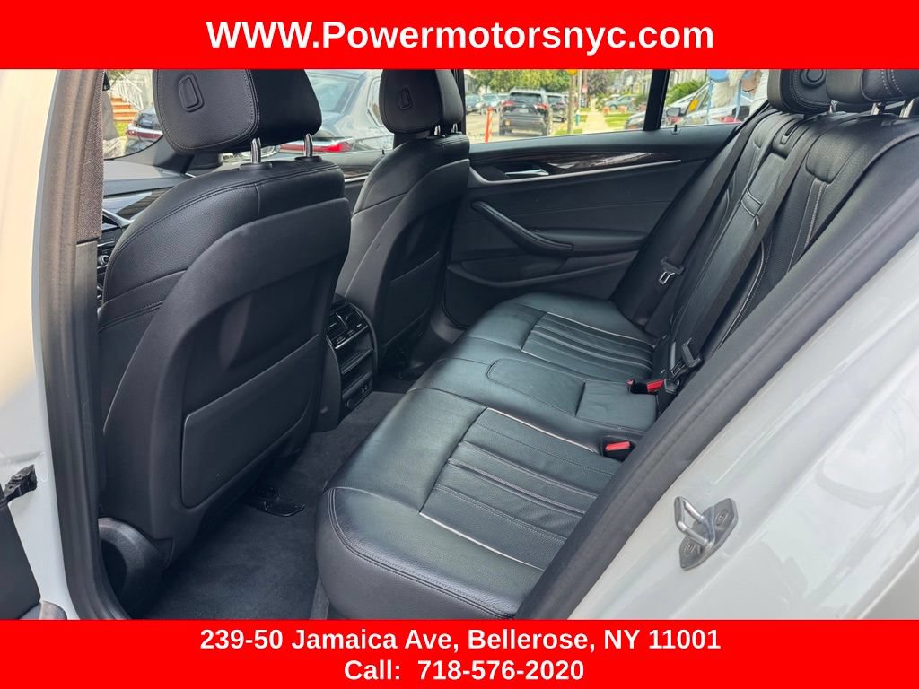Used 2020 BMW 530e w/ Luxury Package RWD image 22