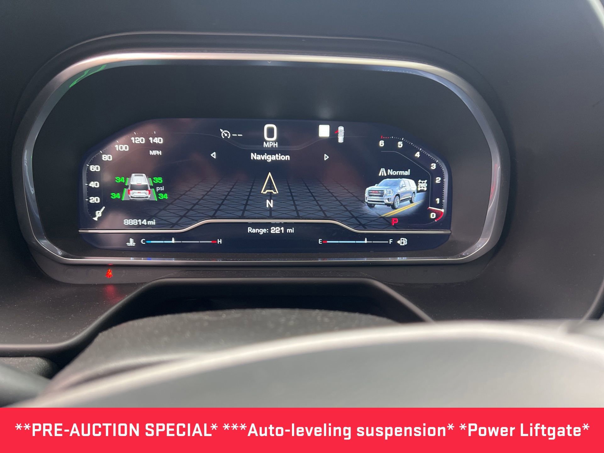 Used 2023 GMC Yukon AT4 image 2