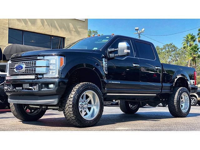 Used 2017 Ford F350 Platinum w/ Platinum Ultimate Package AWD/4WD image 2