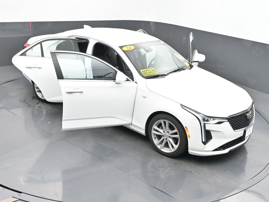 Used 2024 Cadillac CT4 Luxury image 59