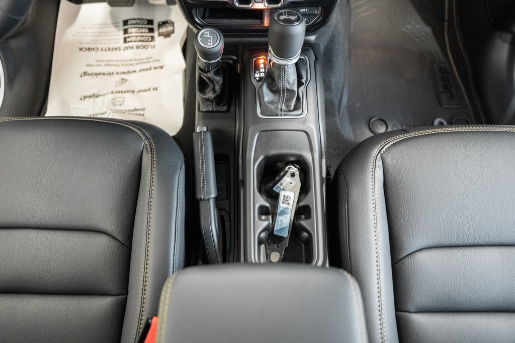 New 2026 Jeep Wrangler Unlimited Sahara AWD/4WD image 27
