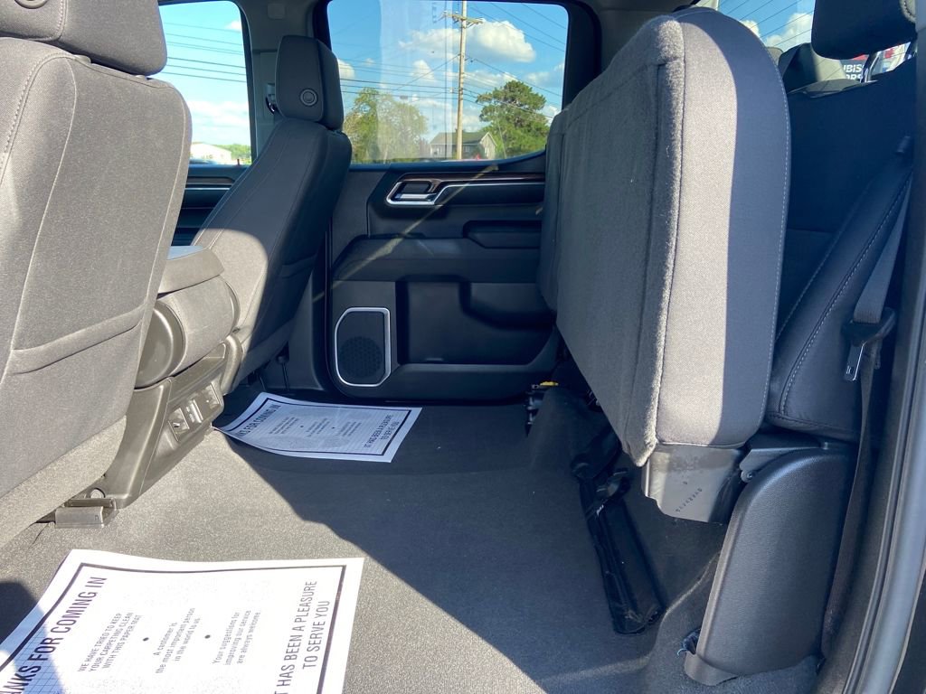 Used 2023 Chevrolet Silverado 1500 LT image 19