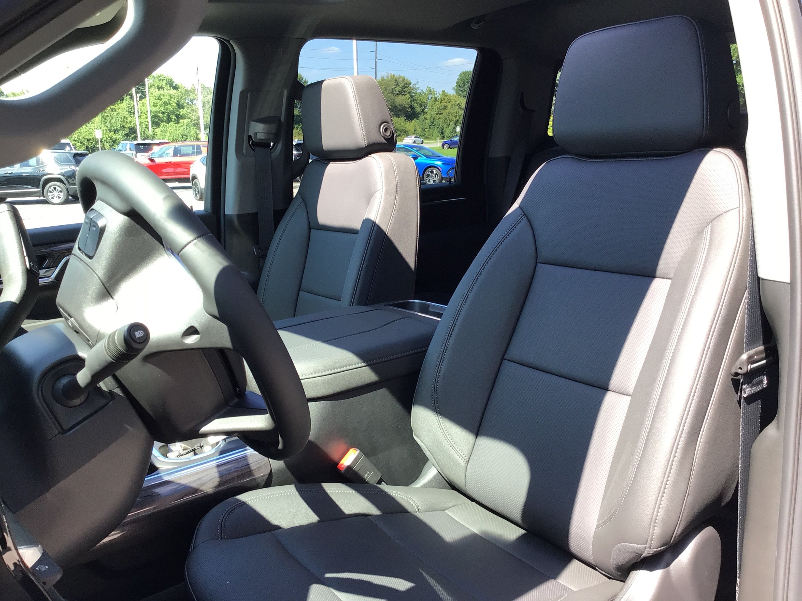 New 2026 Chevrolet Silverado 3500 LTZ w/ LTZ Convenience Package AWD/4WD image 70