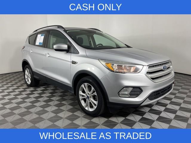 Used 2018 Ford Escape SE image 2