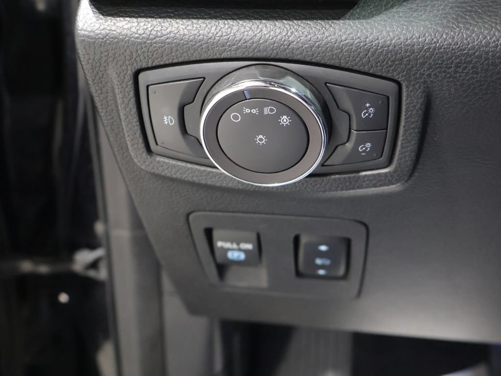 Used 2019 Ford Expedition Max Limited AWD/4WD image 32