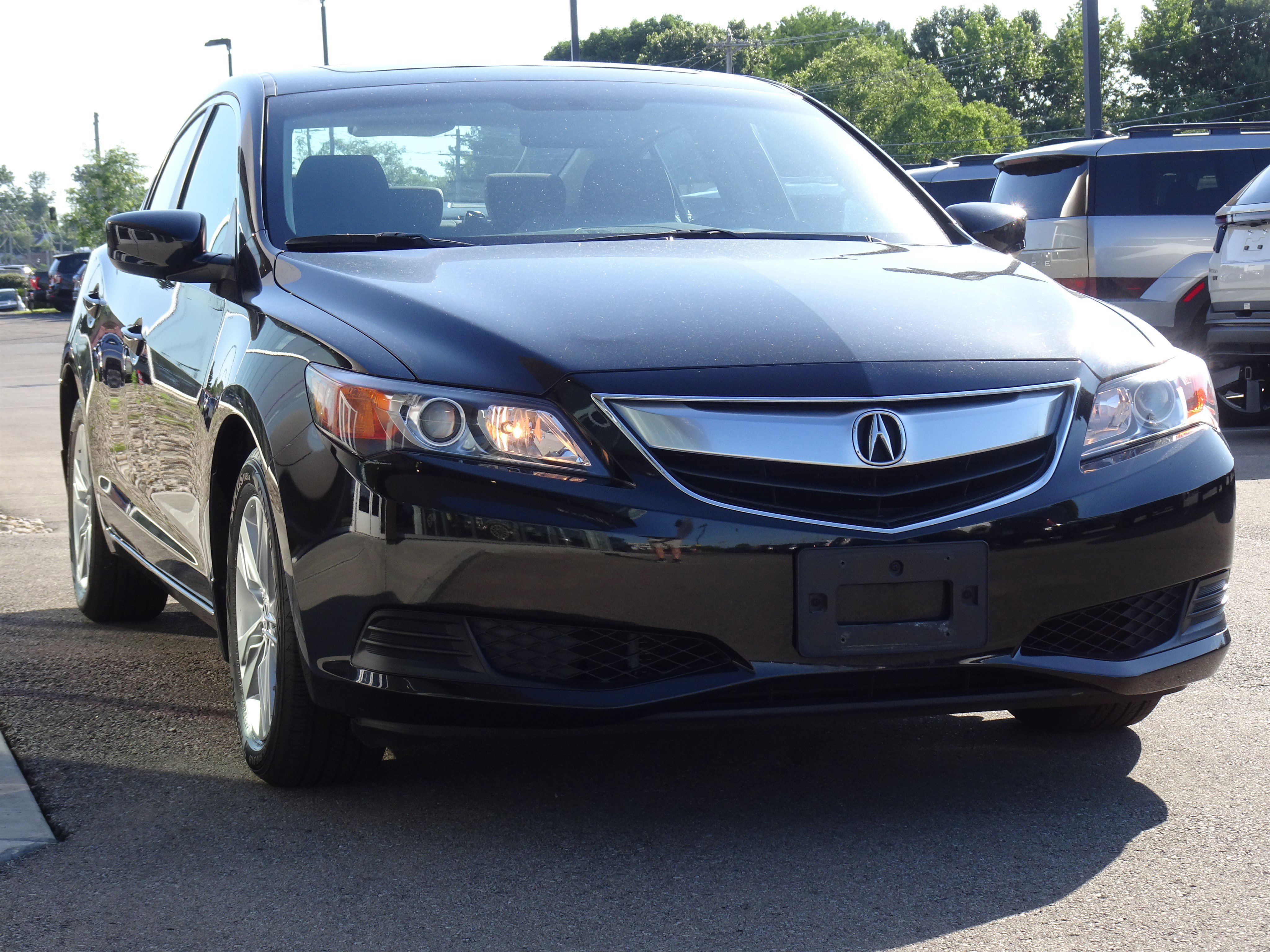 Used 2013 Acura ILX FWD image 6