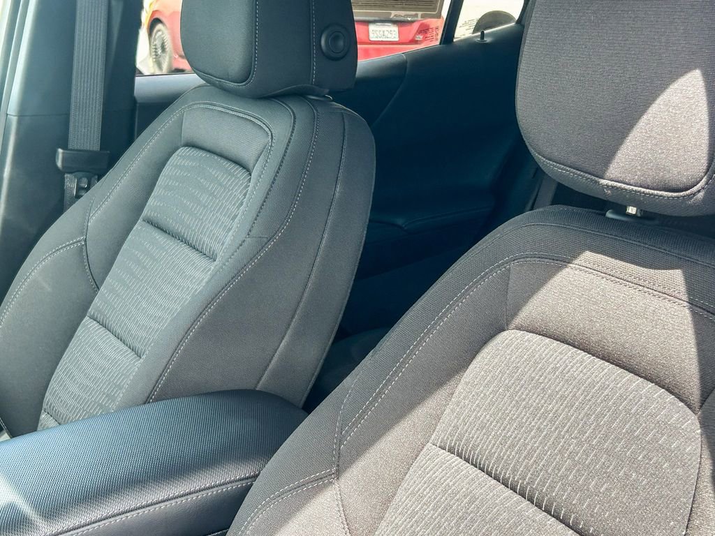 Used 2026 Chevrolet Equinox LT image 24