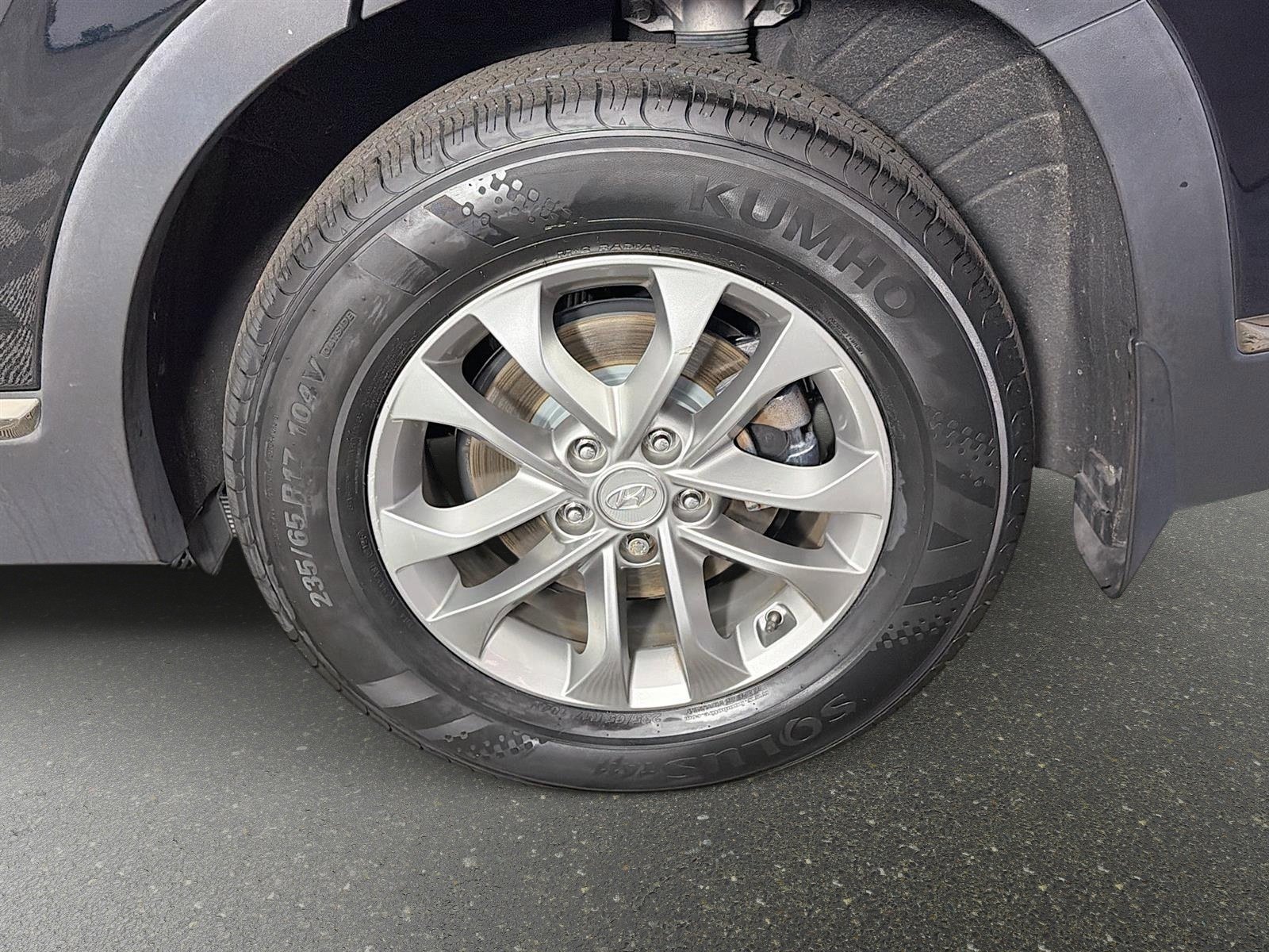 Used 2019 Hyundai Santa Fe SEL w/ Cargo Package image 29