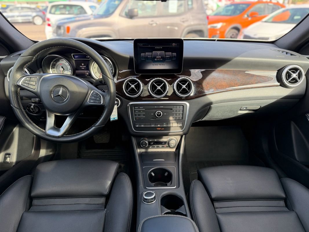 Used 2017 Mercedes-Benz GLA 250 4MATIC image 11