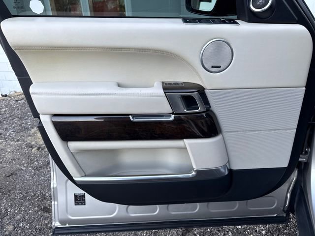 Used 2015 Land Rover Range Rover Autobiography AWD/4WD image 21