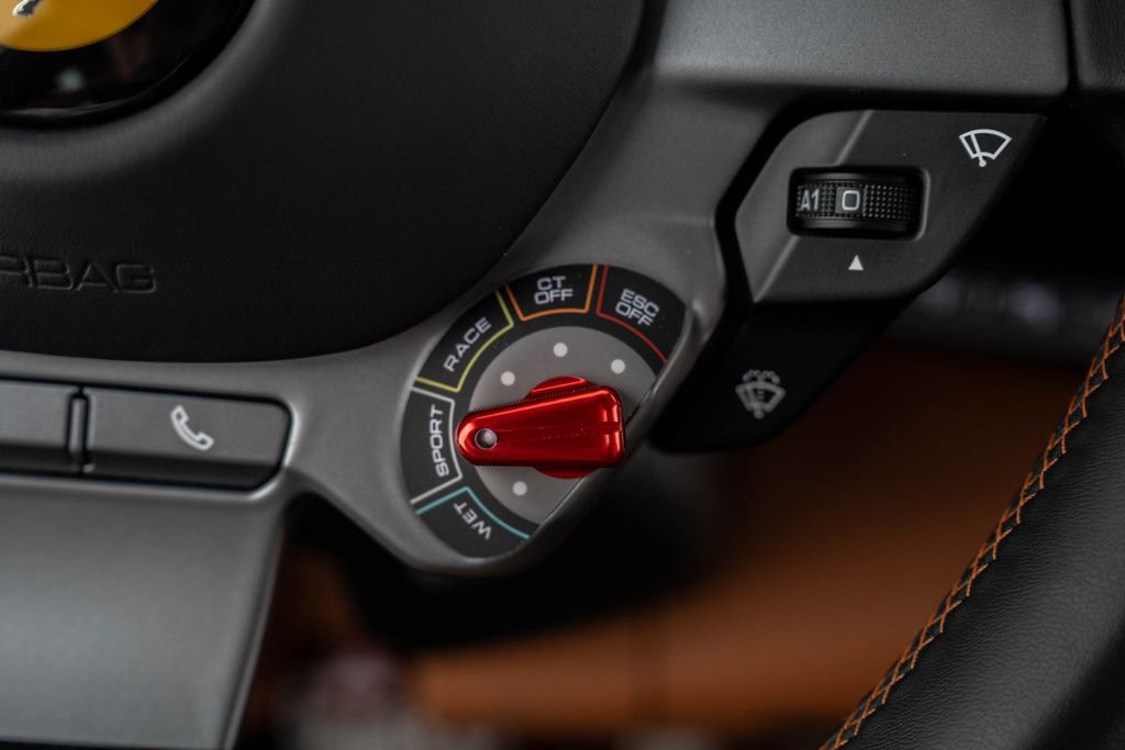 Used 2019 Ferrari 812 Superfast image 31