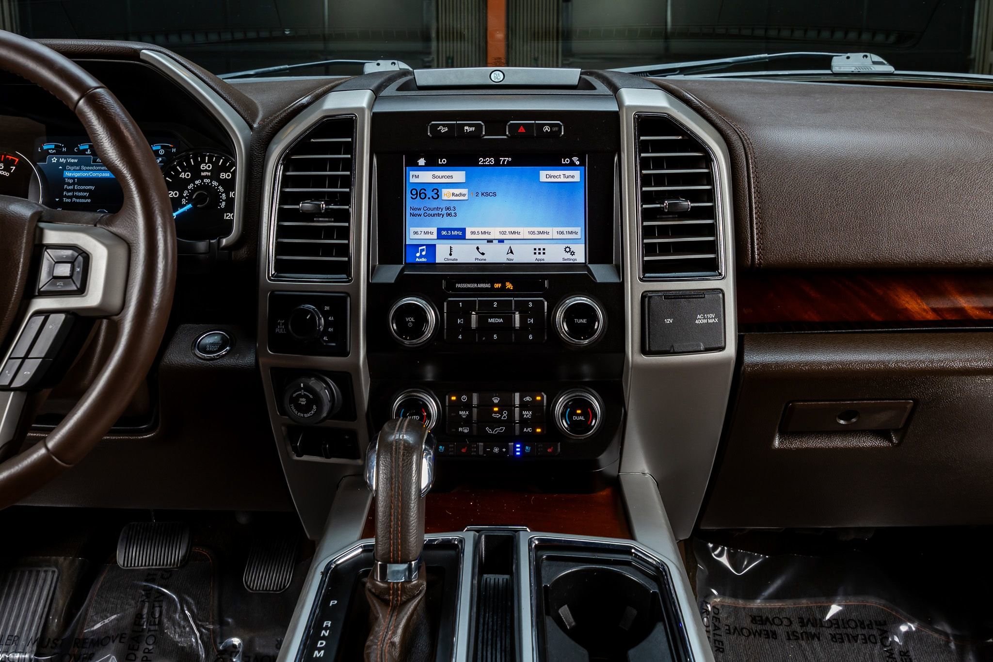 Used 2019 Ford F150 King Ranch w/ Equipment Group 601A Luxury AWD/4WD image 24