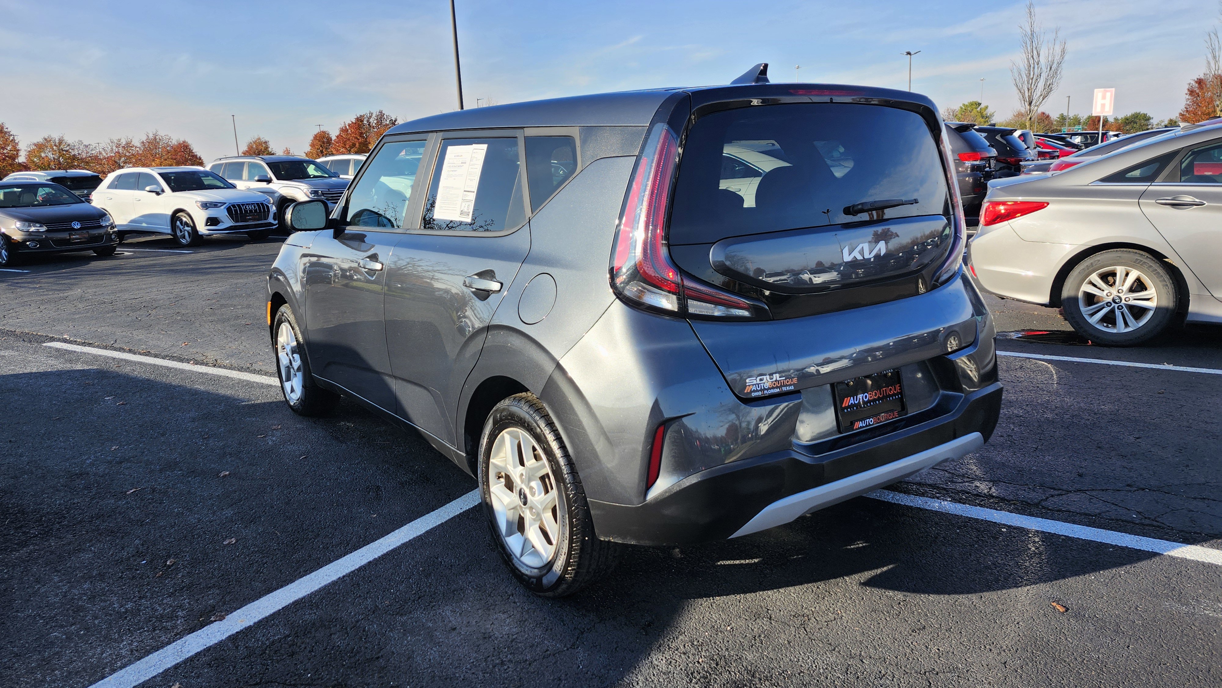Used 2023 Kia Soul LX w/ Option Group 015 image 11